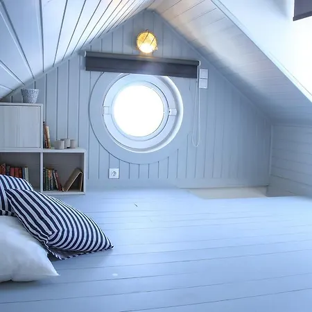 Camara Homes Apartmán *